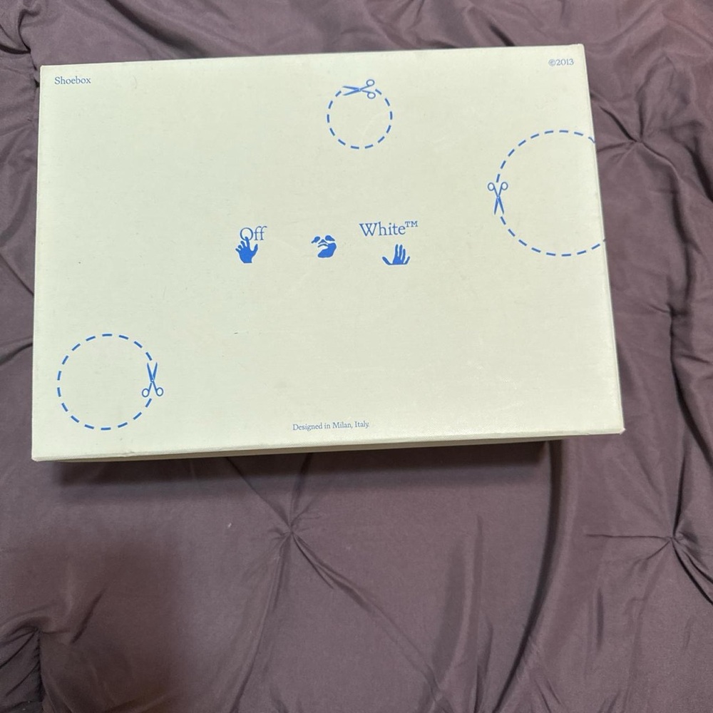 Off-White vulcanized sneakers